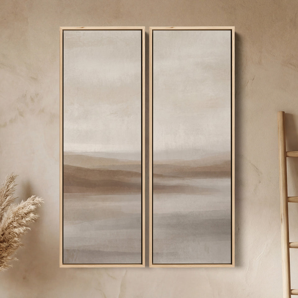 Wanddecoratie in twee delen met vervaagde bruine heuvels boven stilstaand water voor de slaapkamer
