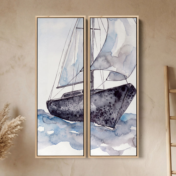 Hoge verticale wanddecoratie, set van 2, zeilboot die overhelt op blauw water, eetkamer