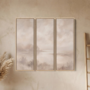 Wandbild-Set aus 3 Bildern fürs Schlafzimmer mit hellem Ästuar und einer flachen Landzunge in Beige