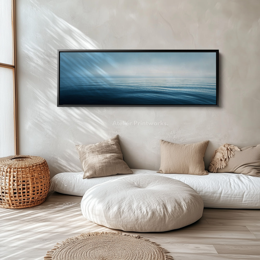 Lang horizontaal wanddecor boven bed rustige oceaan