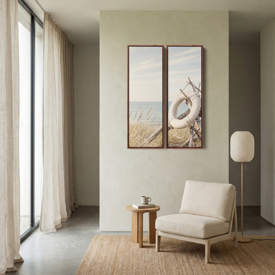 Wandkunst-Set aus 2 Bildern: Weißer Rettungsring an Treibholz gebunden, Dünengras, Küche