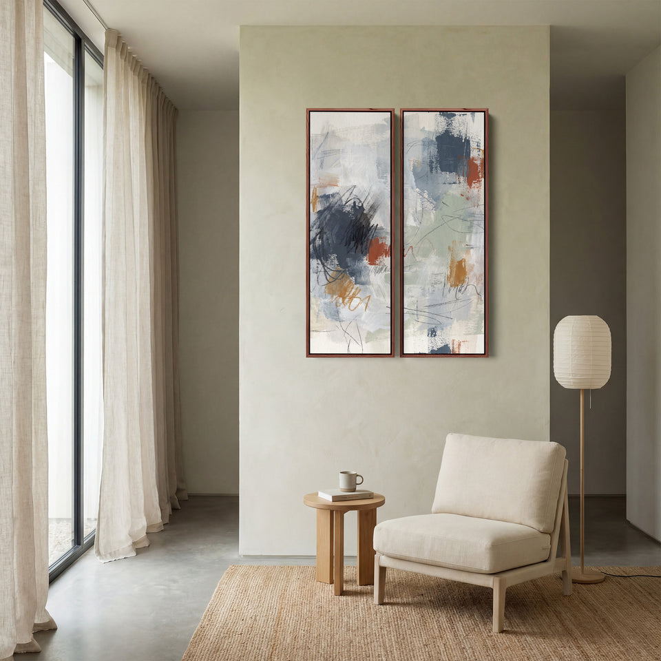 Hochformatiges Wandkunst-Set aus 2 Teilen mit grauen Pinselstrichen und Bleistiftlinien für den Flur