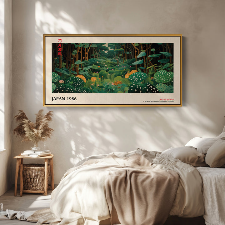 Yayoi Kusama large art mural scène forestière avec champignons toile horizontale pour chambre