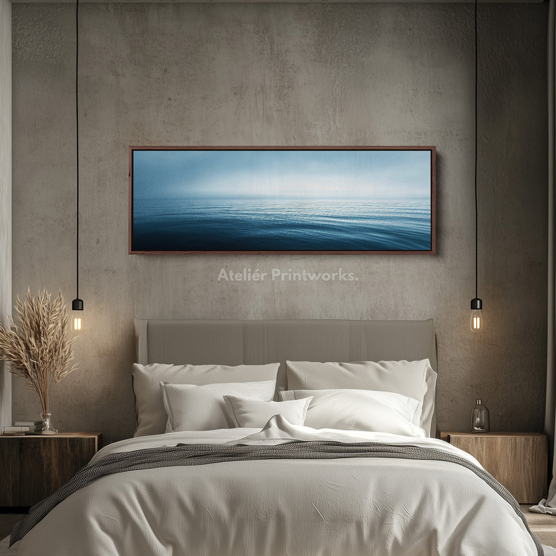 Lang horizontaal wanddecor boven bed rustige oceaan