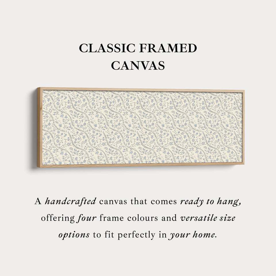 Lange, schmale Wanddekoration mit französischen blauen Blumenranken im Vintage-Stil
