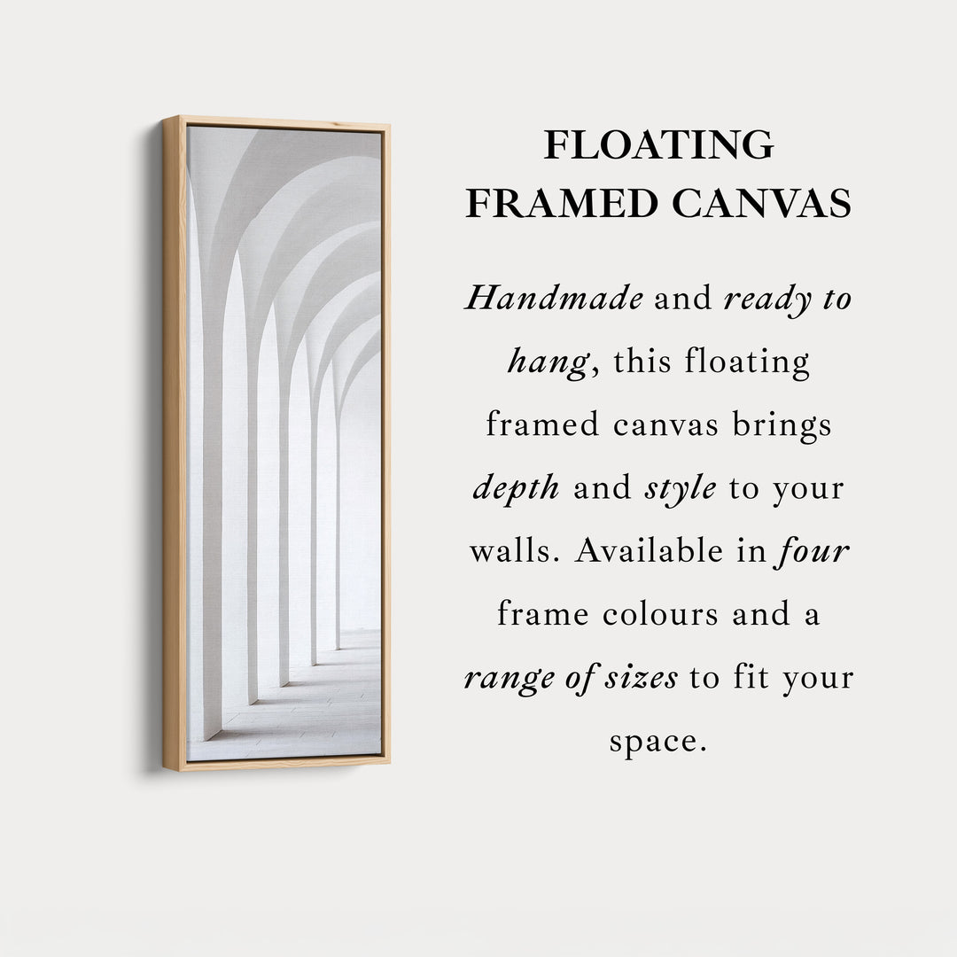 Longue toile verticale encadrée art mural minimaliste arche blanche