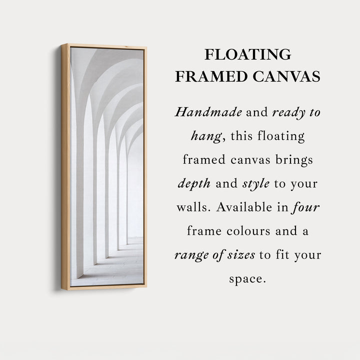Longue toile verticale encadrée art mural minimaliste arche blanche