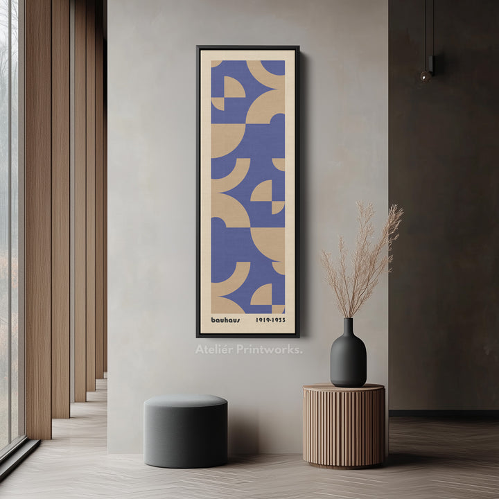 9. Vertical Hall Decor - BlackV0439
