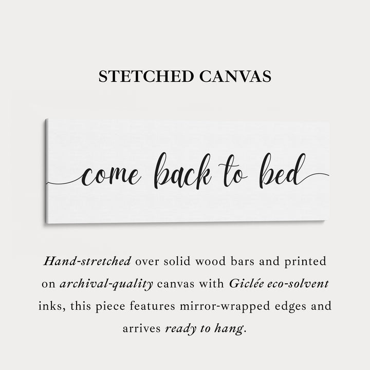 Groot smal decor boven bed